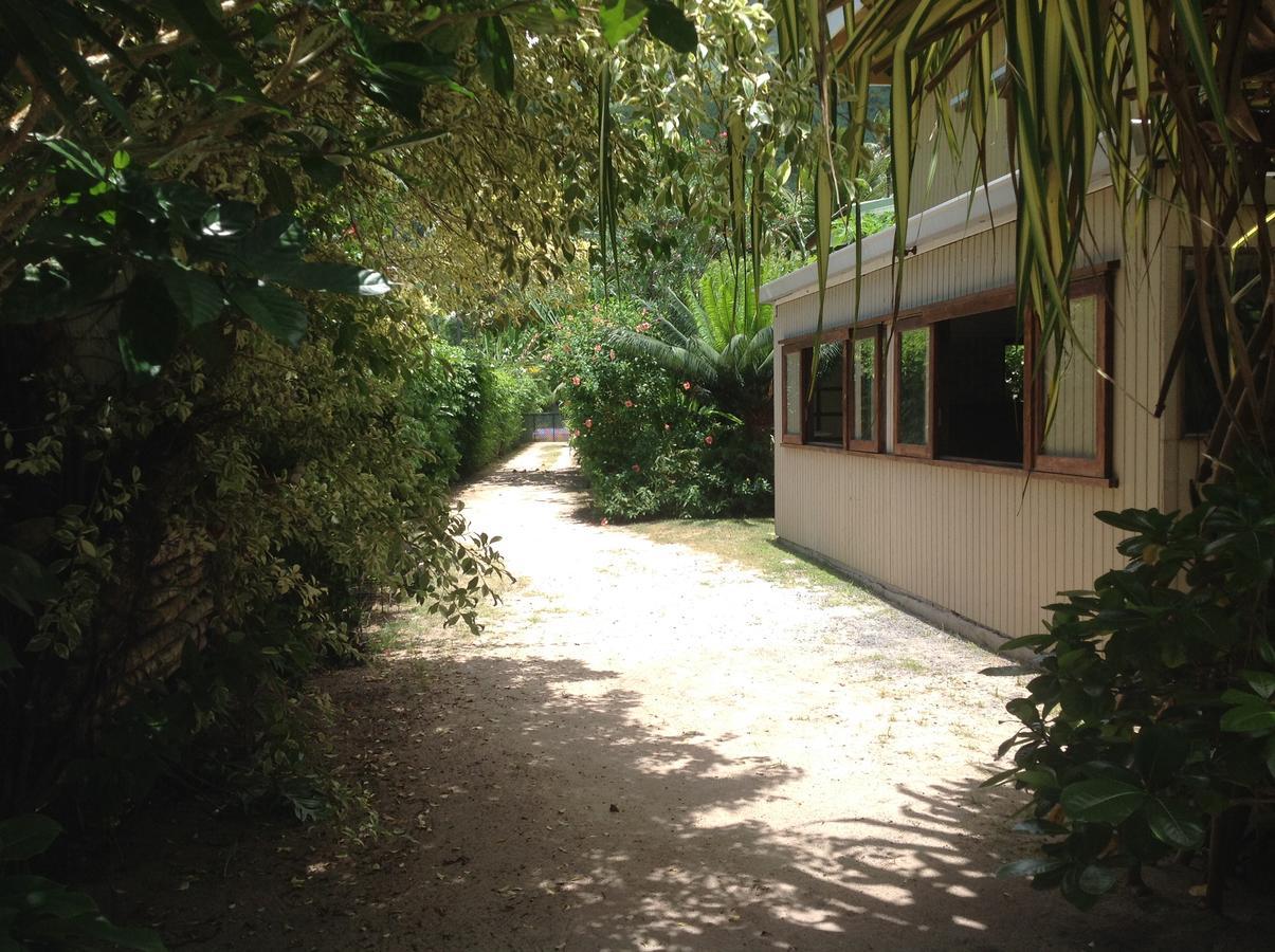 Fare Maheata Hotel Pihaena Exterior foto