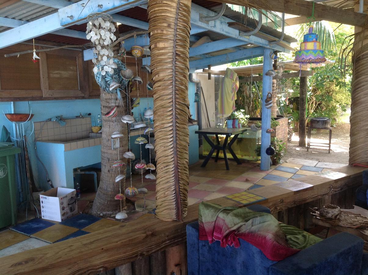 Fare Maheata Hotel Pihaena Exterior foto