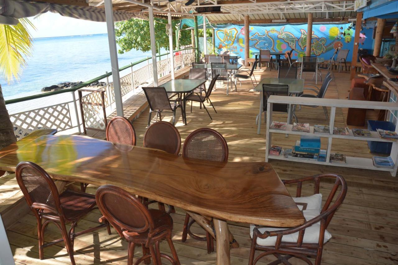 Fare Maheata Hotel Pihaena Exterior foto